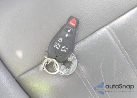 2010 Chrysler Town & Country Touring from USA, damaged, VIN 2A4RR5D1XAR128812